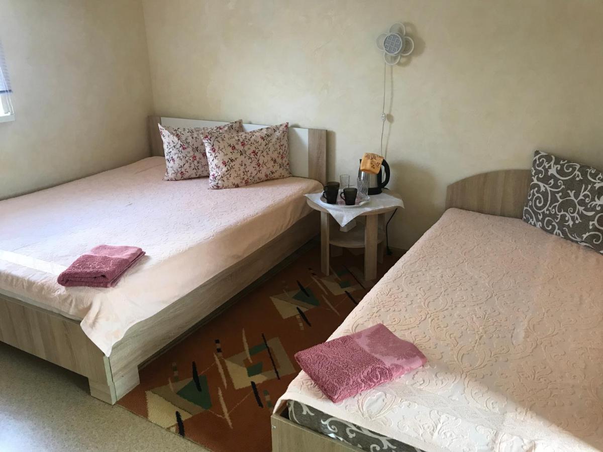 Гостевой Дом ,Breeze Tjornomorsk Exteriör bild