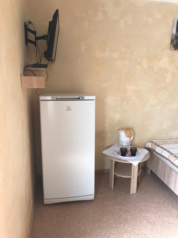 Гостевой Дом ,Breeze Tjornomorsk Exteriör bild