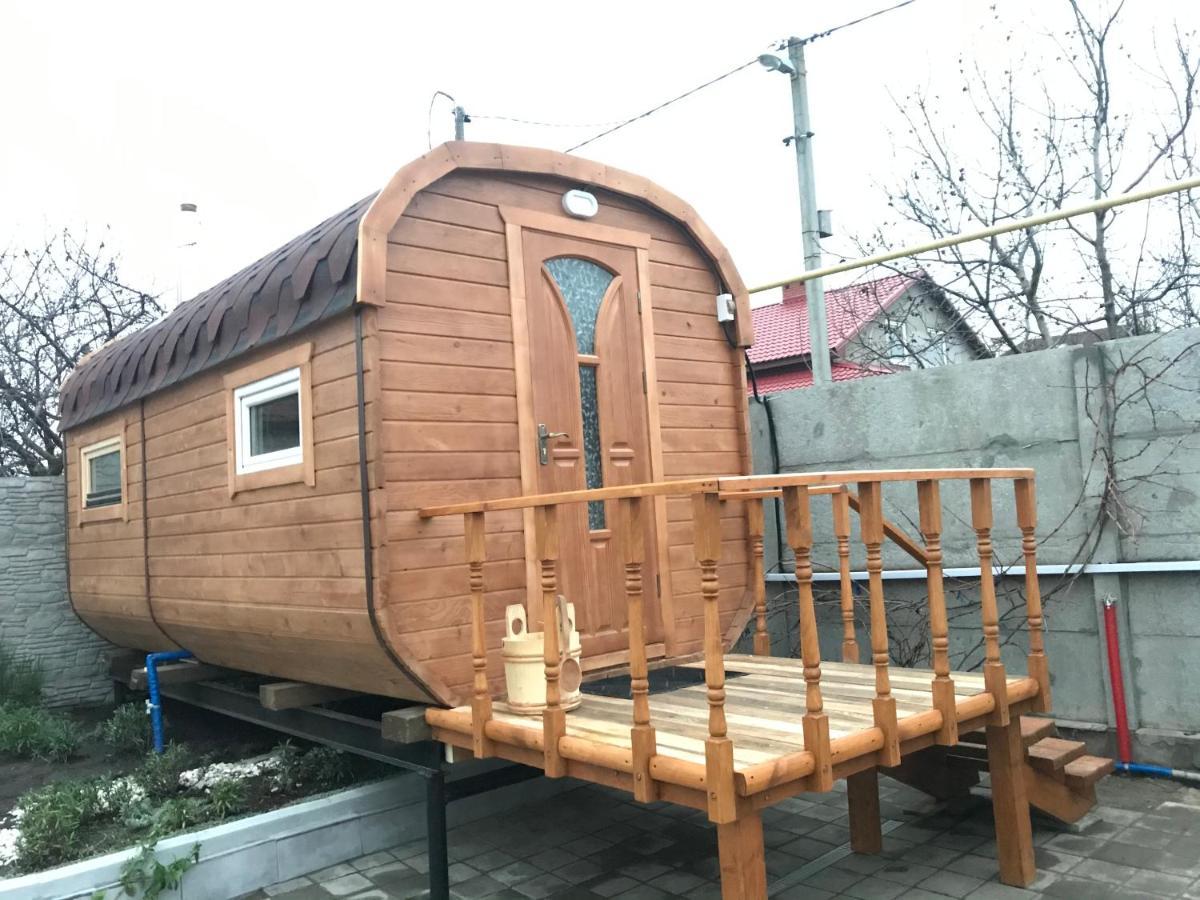 Гостевой Дом ,Breeze Tjornomorsk Exteriör bild